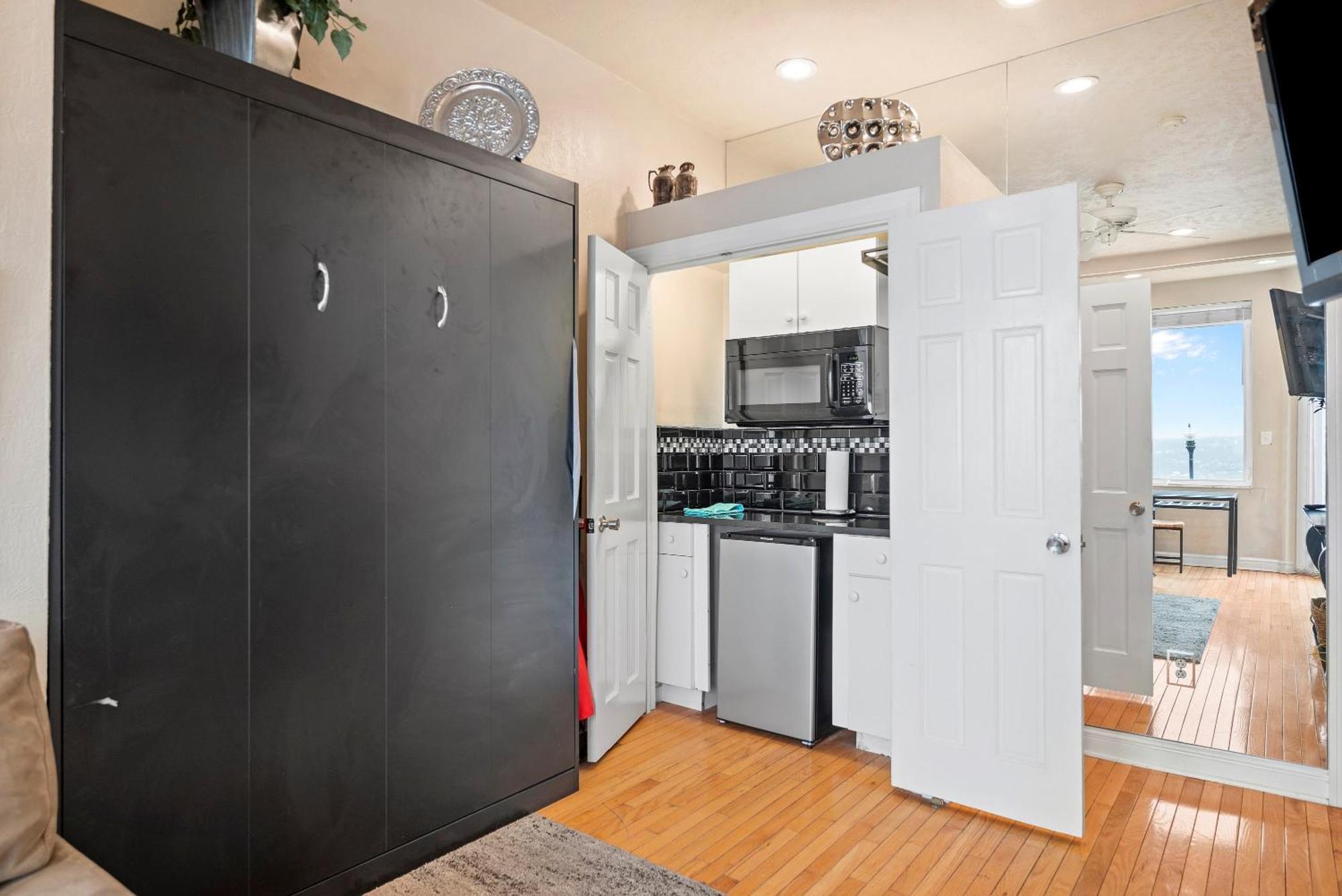 Appartamento Charming Studio-Panoramic View-Your Pittsburgh Sanctuary Esterno foto