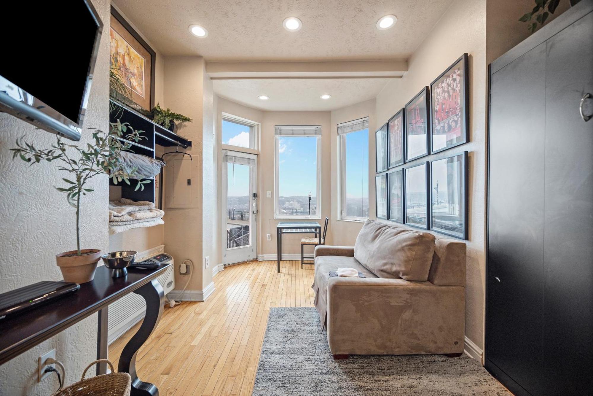 Appartamento Charming Studio-Panoramic View-Your Pittsburgh Sanctuary Esterno foto