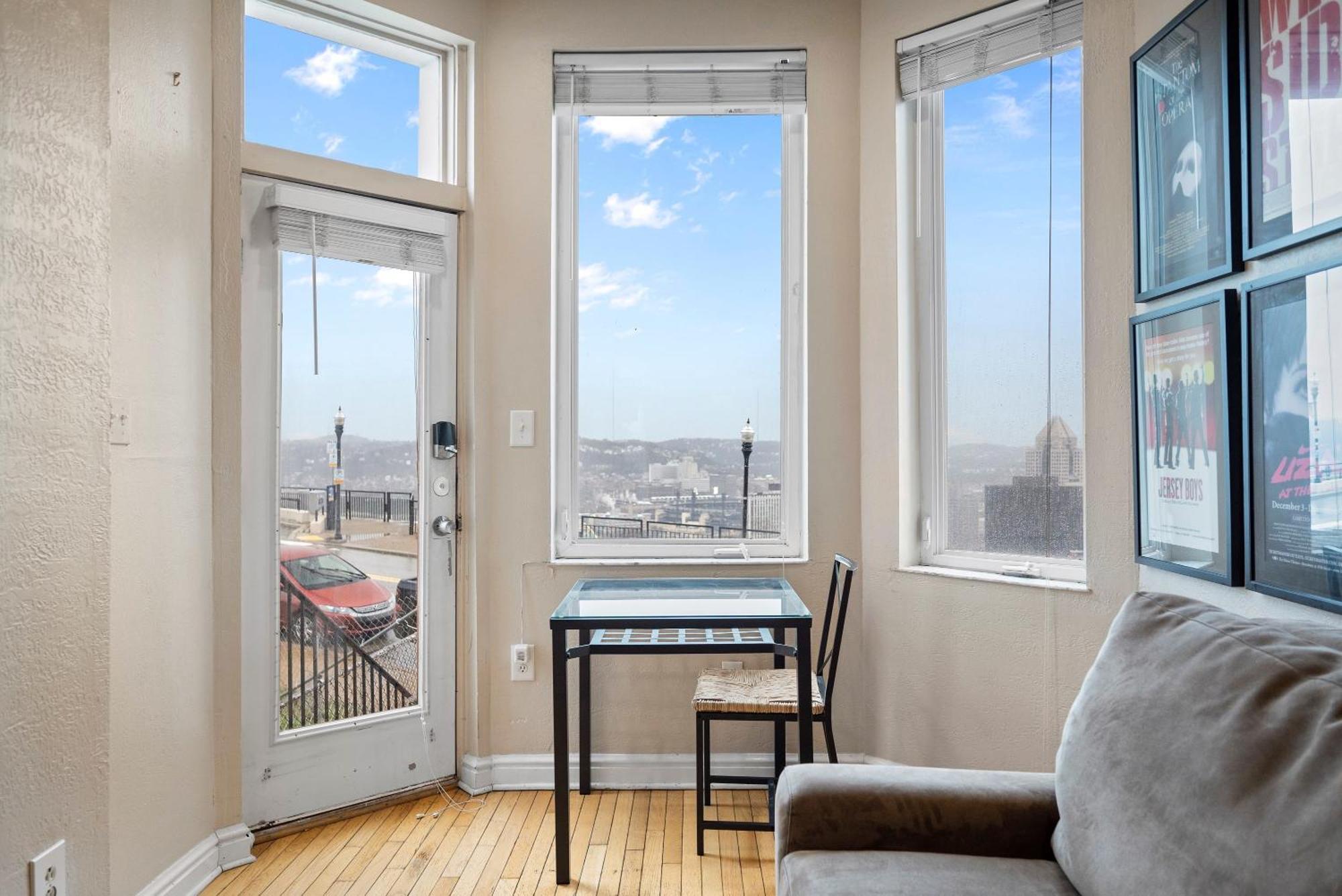 Appartamento Charming Studio-Panoramic View-Your Pittsburgh Sanctuary Esterno foto